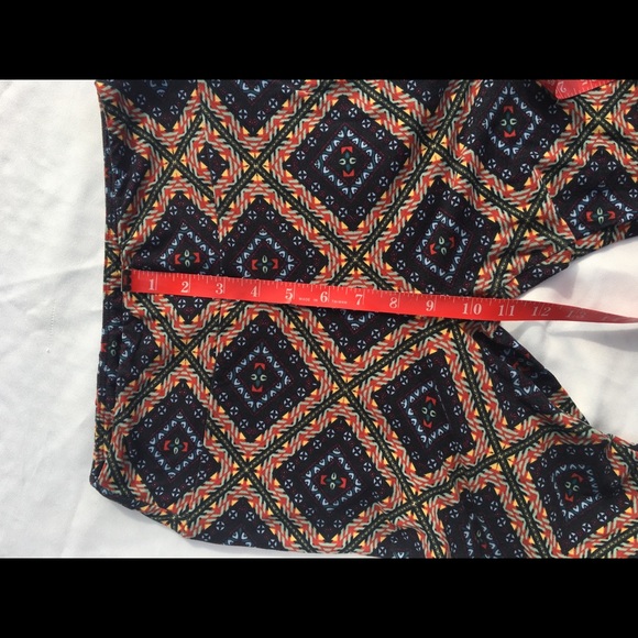 LuLaRoe Leggings - Picture 3 of 8